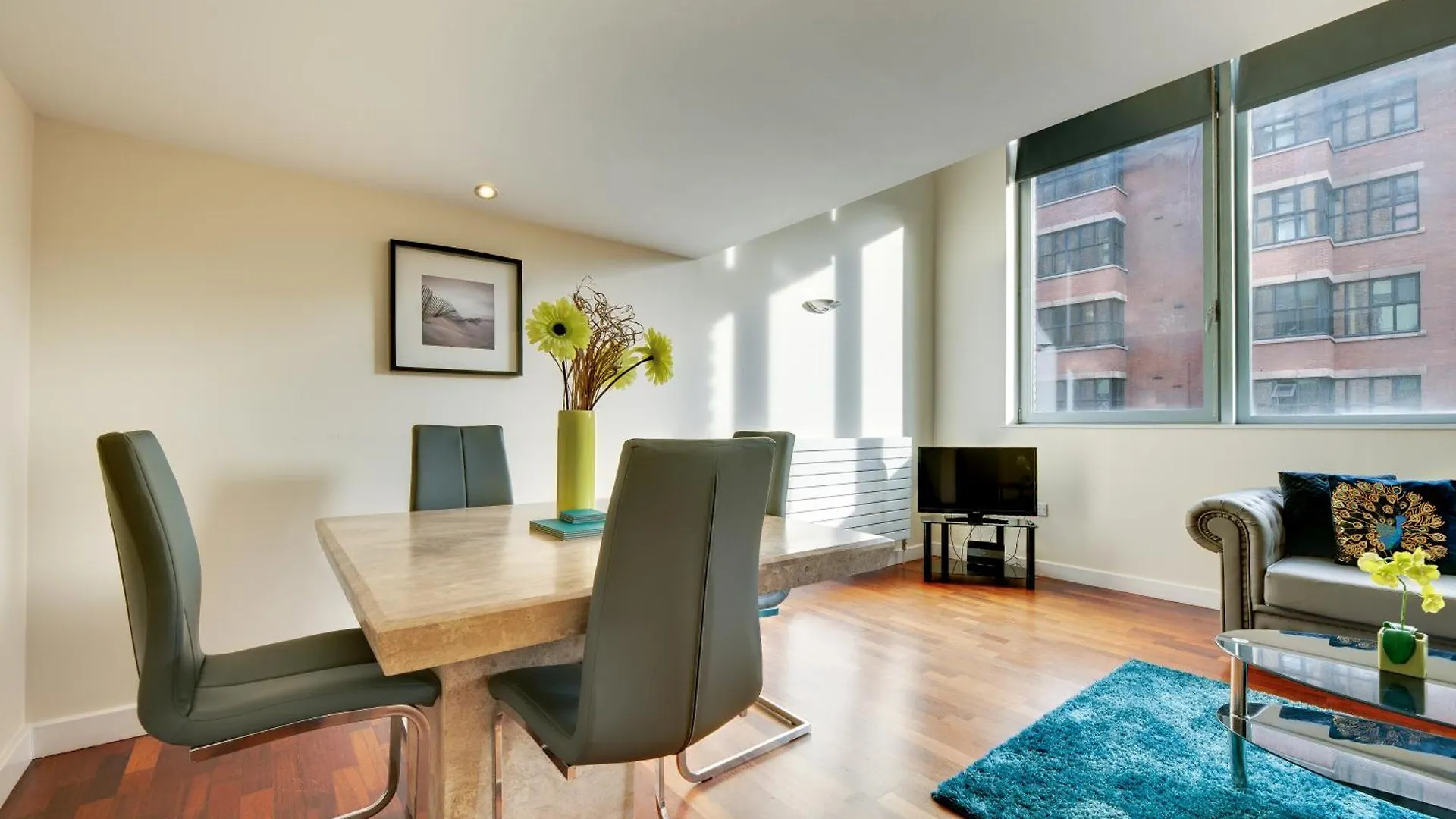 Crown Apartments 1A By Week2Week Newcastle Upon Tyne 0*,  Regno Unito